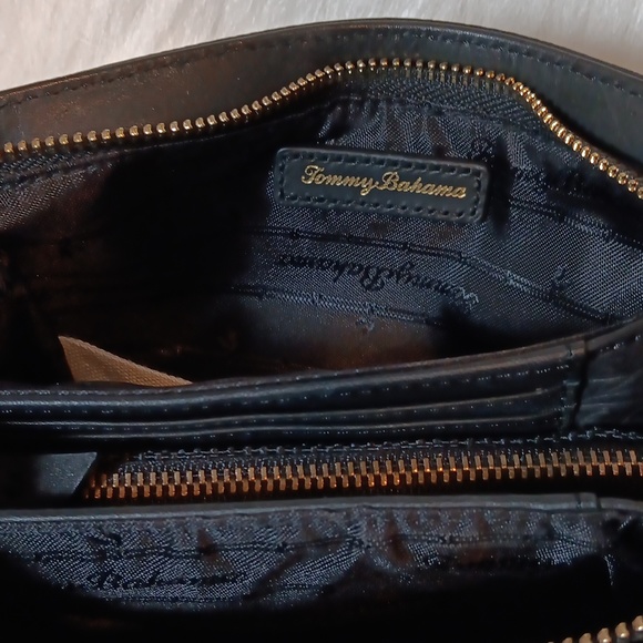 Tommy Bahama Palms Mini Crossbody Bag - Picture 6 of 14